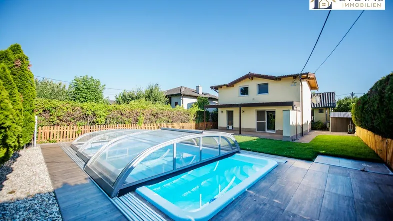 Garten mit Pool