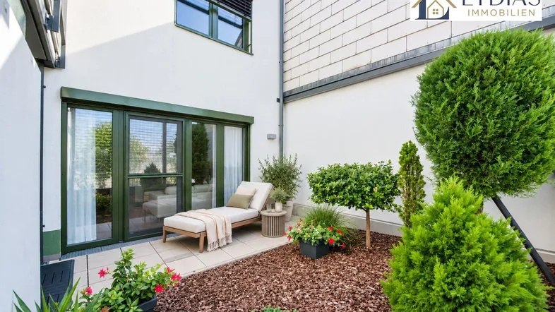 Terrasse vom Wohnzimmer