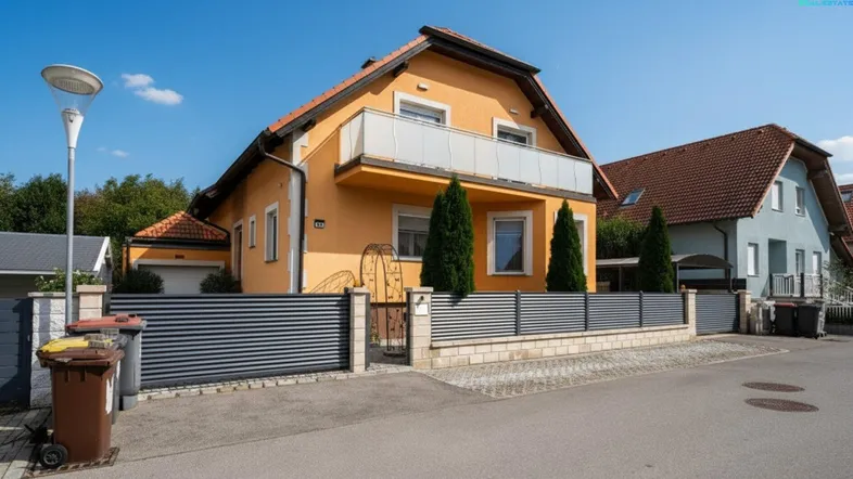 Exklusives Ziegelmassivhaus mit 312 m² Wohnfläche, 9 Zimmern und luxuriöser Ausstattung