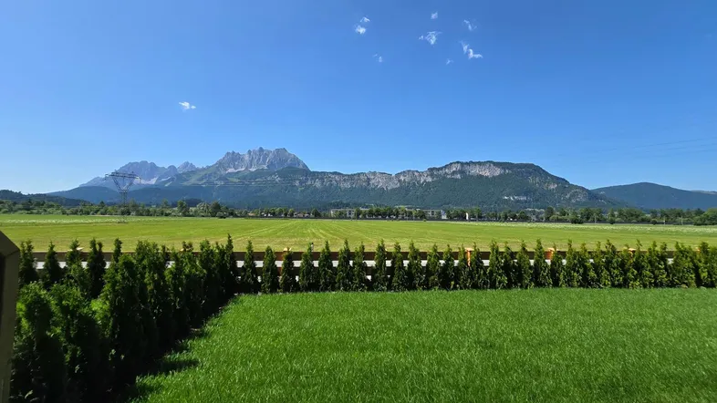 Neubau-Wohnungen mit Blick auf den Wilden Kaiser
