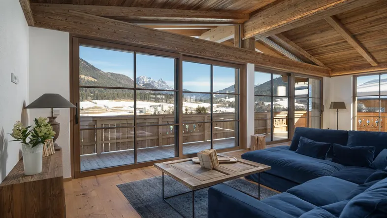 Chalet mit Blick in die Bergwelt