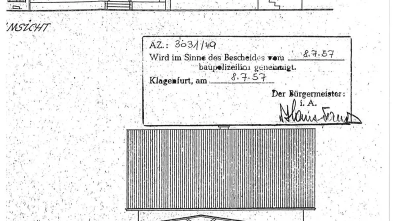 Architektonische Zeichnung mit Ansicht und Schnitt eines Gebäudes, datiert 1957.