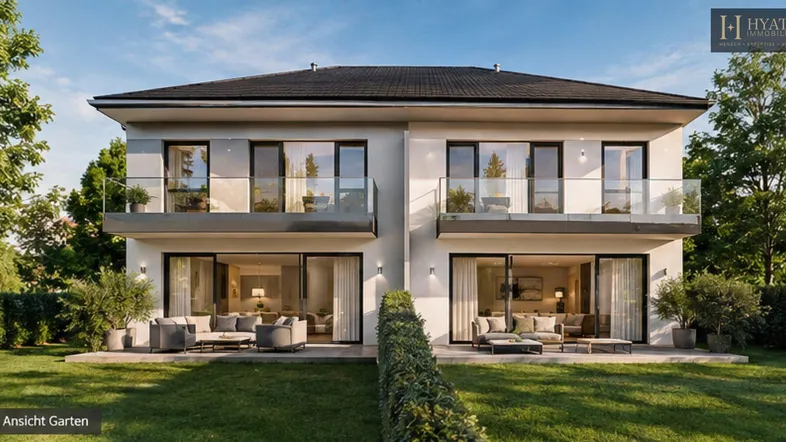Moderne Doppelhaushälfte mit großen Glasfronten, Balkonen und Terrassen, umgeben von einem gepflegten Garten.