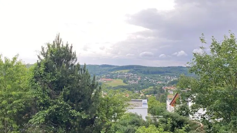 Privatverkauf einer Villa in traumhafter Lager mit wunderschöner Aussicht direkt beim Wienerwald