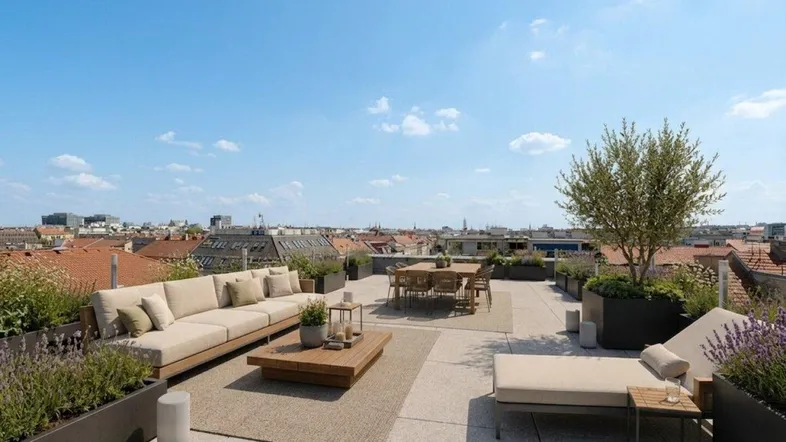 Geräumige Dachterrasse mit bequemen Lounge-Möbeln, Esstisch und weitem Stadtblick unter blauem Himmel.