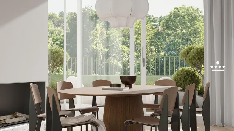 Moderner Essbereich mit Holztisch, Stühlen und großen Fenstern mit Blick ins Grüne.