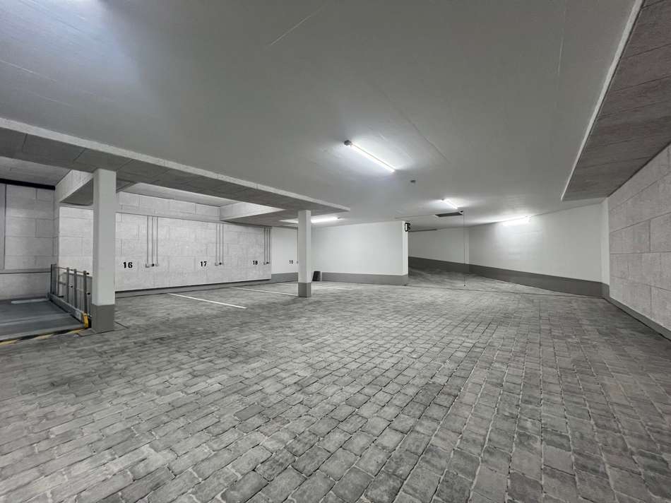 Tiefgarage / Einzelstellplätze