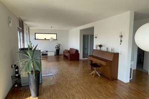 Modernes EFH 22 kWh/(m² a) mit Garten, EBK, Wallbox und Doppelgarage in Laichingen – Am Bleichberg 61, 89150 Laichingen – Vorschaubild 13