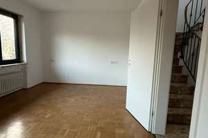 Modernisierte DHH in absoluter Top-Lage/ Garten & Balkon/ Ubahn Nähe – Die vollständige Adresse der Immobilie erhältst du vom Anbieter., 81477 Obersendling, München – Vorschaubild 33