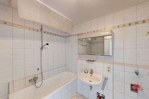 Helle 2-Zimmer-Wohnung mit Balkon in ruhiger Lage nahe der Alb – Die vollständige Adresse der Immobilie erhältst du vom Anbieter., 76189 Daxlanden, Karlsruhe – Vorschaubild 8