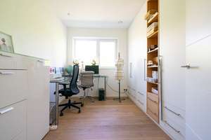 Moderne Bungalowanlage mit Einliegerwohnung, Wellnessbereich und Gartenidylle – Die vollständige Adresse der Immobilie erhältst du vom Anbieter., 91564 Neuendettelsau – Vorschaubild 21