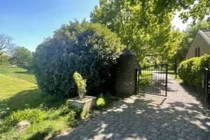 Neu sanierte Townhouse-Maisonette im historischen Haus Rath in Krefeld-Traar – Die vollständige Adresse der Immobilie erhältst du vom Anbieter., 47802 Gartenstadt, Krefeld – Vorschaubild 4