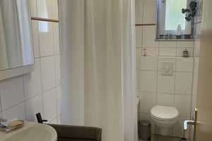Lichtdurchflutete gemütliche Wohnung  – Düsseldorf – Vorschaubild 8