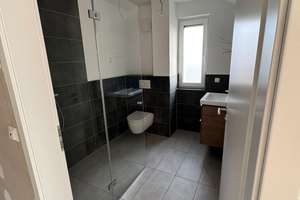 Exklusive 3-Zimmer-Penthouse-Wohnung mit gehobener Innenausstattung mit Balkon in Aachen-Eilendorf – Die vollständige Adresse der Immobilie erhältst du vom Anbieter., 52080 Eilendorf, Aachen – Vorschaubild 5
