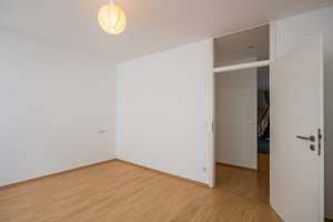 Geräumige 5-Zimmer Wohnung mit viel Platz zum Wohlfühlen – Die vollständige Adresse der Immobilie erhältst du vom Anbieter., 73728 Innenstadt, Esslingen am Neckar – Vorschaubild 13