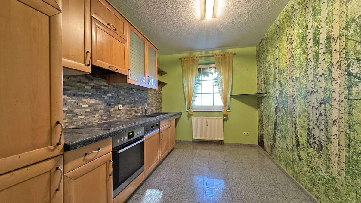 Immobilie in Bückeburg - Komfortabel wohnen mit Zukunftsoption – großzügiges Zweifamilienhaus - Bild 4