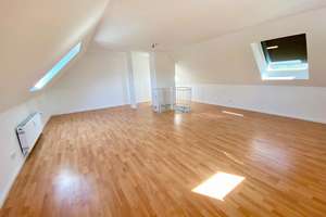 4-Zi.-Maisonette inkl. Garage in Frankfurt - Top-Rendite (5,5 %) oder Eigenbedarf möglich! – 65929 Unterliederbach, Frankfurt am Main – Vorschaubild 12