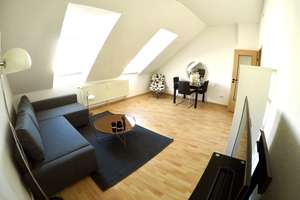 Sehr schöne 2-Zimmer DG Whg, renoviert, möbliert + Einbauküche – Hintere Schöneworth 17, 30167 Nordstadt, Hannover – Vorschaubild 11