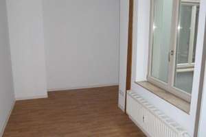 direkt neben der UNI / WG geeignete, großzügige 2 Zi. Wohnung mit Wohnküche / EBK zu vermieten – Kaulenberg 4, 6108 Altstadt, Halle (Saale) – Vorschaubild 12