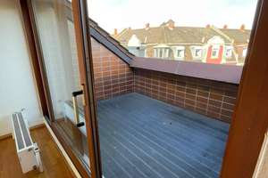 Helle Dachgeschosswohnung mit Balkon in Mannheim Neckarau – Friedrichstraße 21, 68199 Neckarau, Mannheim – Vorschaubild 6