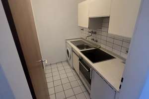 2-Zimmer-Wohnung mit Einbauküche & Balkon in Oberhausen – Marktstr. 145, 46045 Altstadt-Süd, Oberhausen – Vorschaubild 3