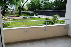 Geräumige 4-Zimmer-Wohnung mit Balkon und Terrasse und Gartenanteil am Olympiapark – 80809 Am Luitpoldpark, München – Vorschaubild 4