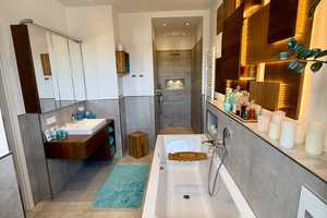 Exklusives Penthouse mit Fernsicht und Holzkamin - Luxuswohnen im Osten Münchens – München – Vorschaubild 17