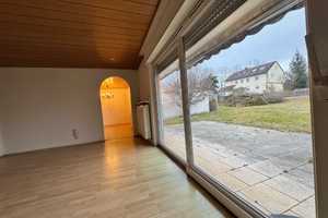 Provisionsfrei: Freistehendes Haus mit großem Grundstück in ruhiger Lage – Augsburg (Kreis) – Vorschaubild 2
