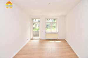 Einziehen & aufblühen: Helle Single-Wohnung mit Balkon und Grünblick – Neefestraße 89, 9119 Kappel, Chemnitz – Vorschaubild 2