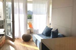 Voll möbliertes Design-Apartment „All in One“ , 7. Stock Westbalkon, OHNE Makler, frei! – Helene-Mayer-Ring 14, 80809 Am Riesenfeld, München – Vorschaubild 4