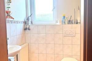 Großzügig wohnen mit Naturblick: Modernes EFH in Sackgassenlage – Die vollständige Adresse der Immobilie erhältst du vom Anbieter., 75249 Kieselbronn – Vorschaubild 8