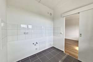 **AB SOFORT** - 3-Zimmer-Wohnung in grüner Umgebung! – Altgorbitzer Ring 10, 1169 Gorbitz-Süd, Dresden – Vorschaubild 3