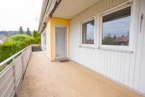 Attraktive DHH mit Garten, Stellplätzen und Garage in Obernheim  Ortsrandlage zu verkaufen – Zollernalbkreis – Vorschaubild 6