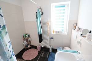 Property thumbnail 12