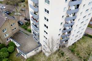 Stilvoll modernisierte 3-Zimmer- Wohnung mit Balkon & Loggia – Die vollständige Adresse der Immobilie erhältst du vom Anbieter., 30459 Ricklingen (Ortsteil), Hannover – Vorschaubild 9