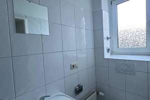 Goebenstraße: Gemütliche "Single"-Altbau Wohnung in ruhiger Lage – Die vollständige Adresse der Immobilie erhältst du vom Anbieter., 65195 Westend / Bleichstraße, Wiesbaden – Vorschaubild 3