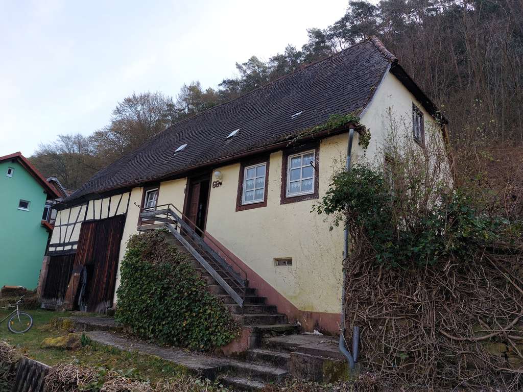 Immobilie in Erfweiler - Denkmalgeschütztes Wohnhaus für Liebhaber - Bild 0