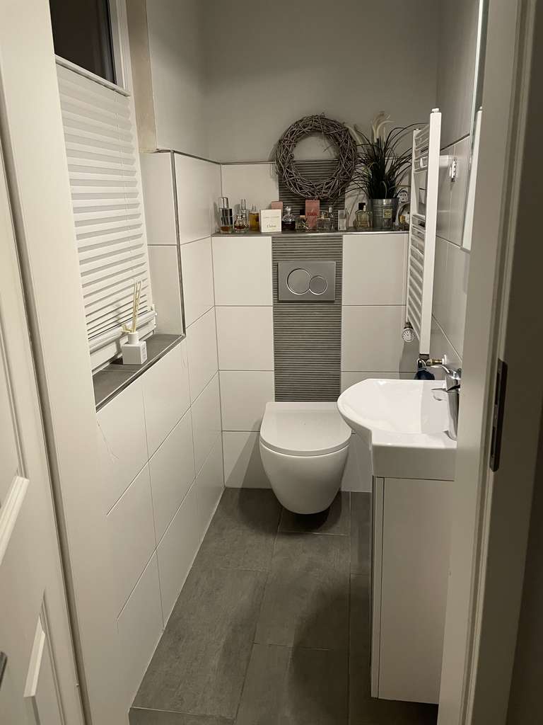 Immobilie in Fuldatal - Charmante Doppelhaushälfte in Fuldatal inkl. angebauten Bungalow, sofort bezugsfrei - Bild 4