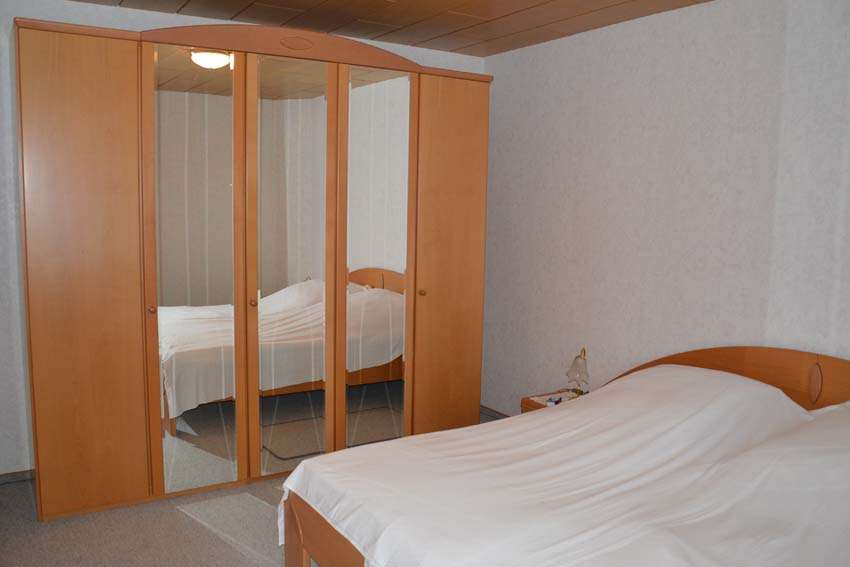 Immobilie in Otterndorf - Solides Zweifamilienhaus in zentraler Lage in Otterndorf mit schönem Grundstück - Bild 15