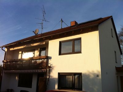 Helle 4-Zimmer-Wohnung mit Balkon in Moosinning