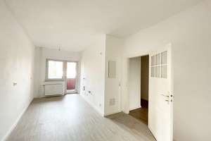 Schöne 2 Raum Wohnung mit Balkon in Dresden Löbtau mieten! – 1159 Löbtau-Nord, Dresden – Vorschaubild 4
