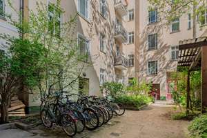 Provisionsfrei! Vermietete 2-Zi.-Altbauwohnung in Bestlage-Prenzlauer Berg als Zukunftsabsicherung – 10407 Prenzlauer Berg, Berlin – Vorschaubild 3