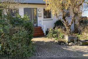 Gepflegter Flachdachbungalow – in Top-Ruhewohnlage – mit Weitblick – Mainz-Bingen (Kreis) – Vorschaubild 1