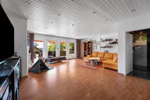 Property thumbnail 9