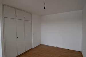 Helle 2-Zimmerwohnung mit 2 Balkonen über den Dächern Berlin-Zehelndorfs – Die vollständige Adresse der Immobilie erhältst du vom Anbieter., 14169 Zehlendorf, Berlin – Vorschaubild 1