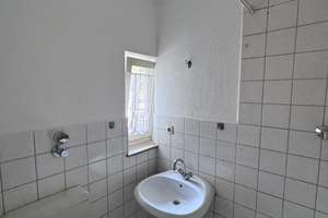 Wohnung, EG, rechts, 27, Bunsenstr. 83 – Bunsenstr. 83, 34127 Nord (Holland), Kassel – Vorschaubild 5