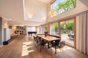 Moderne Architektenvilla mit exklusivem Interior-Konzept, Lift, Spa-Lounge, Home-Gym und Outdoorpool – Die vollständige Adresse der Immobilie erhältst du vom Anbieter., 81545 Giesing, München – Vorschaubild 4