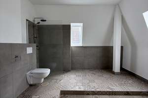 Viel Platz für den Alltag in Solingen – Die vollständige Adresse der Immobilie erhältst du vom Anbieter., 42659 Burg/Höhscheid, Solingen – Vorschaubild 17