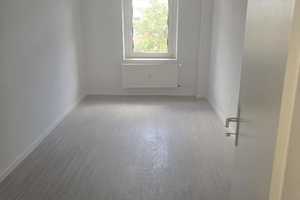 Zentrum Brühl 3 Zimmer mit Balkon – Elisenstraße 29, 9111 Chemnitz – Vorschaubild 2