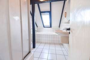 Helle 3,5-Zimmer Wohnng mit Loggia über den Dächern von Solingen-Ohligs. – Die vollständige Adresse der Immobilie erhältst du vom Anbieter., 42697 Ohligs/Aufderhöhe/Merscheid, Solingen – Vorschaubild 11